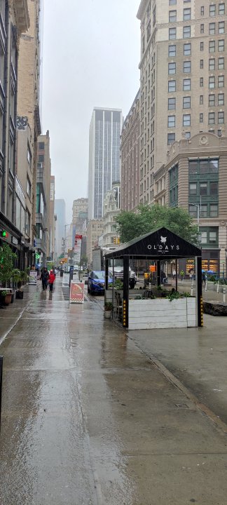 Tag 1: Spaziergang im Regen in New York